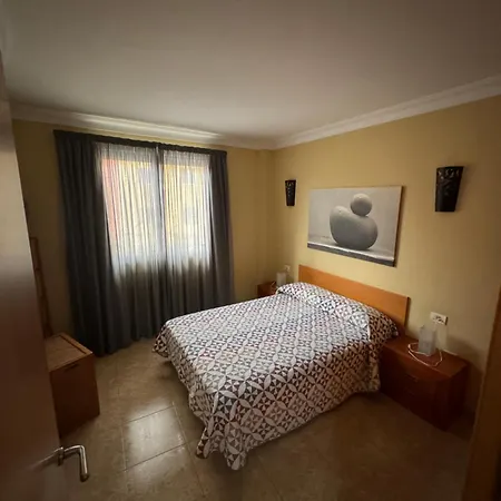 In S/c Tenerife Center For 4 Persons Apartamento *