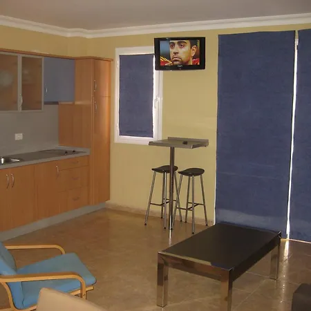 In S/c Tenerife Center For 4 Persons Apartamento *