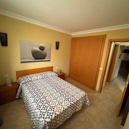 In S/c Tenerife Center For 4 Persons Apartment