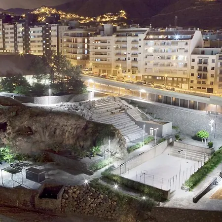 In S/c Tenerife Center For 4 Persons Apartamento *